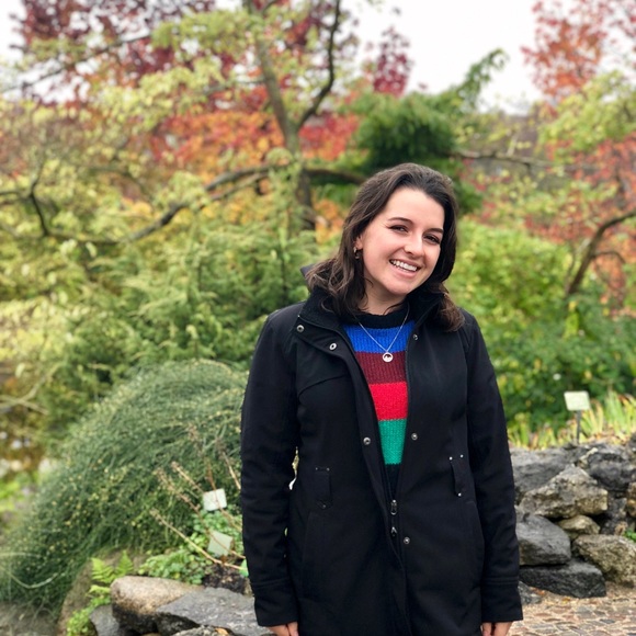 Meet your Posher, Madeline - Picture 1 of 1